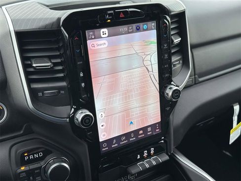 New 2026 RAM 1500 4x4 Crew Cab image 15