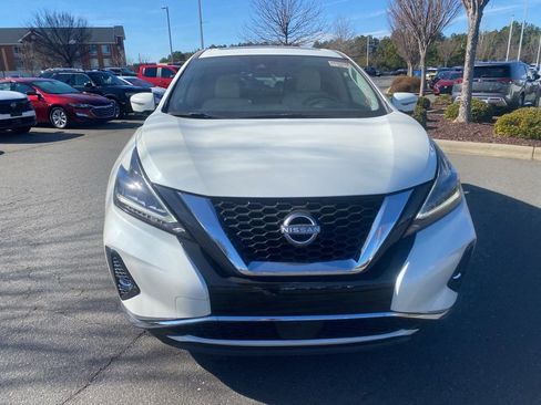 Used 2024 Nissan Murano SL image 2