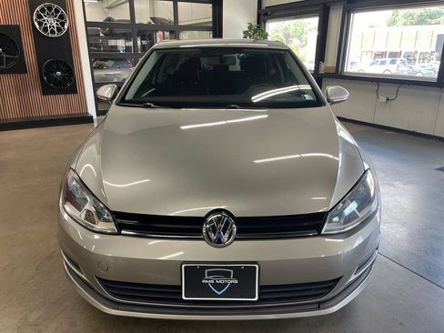 Used 2015 Volkswagen Golf S FWD image 17