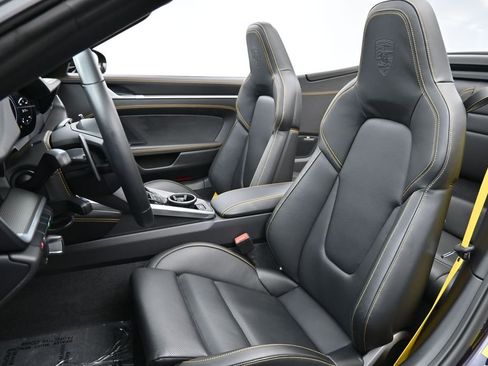 Certified 2023 Porsche 911 Carrera S RWD image 5