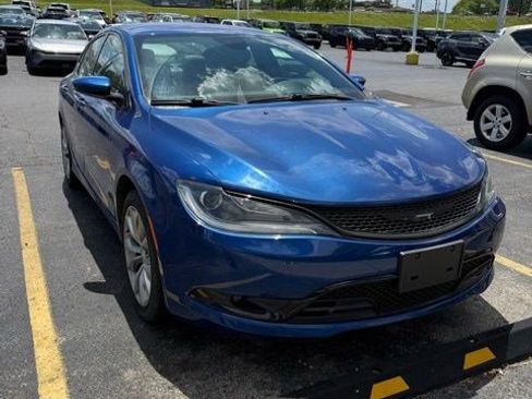 Used 2015 Chrysler 200 S w/ Comfort Group FWD image 1