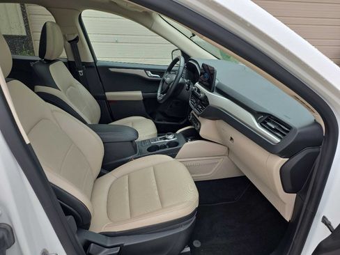 Used 2020 Ford Escape SEL AWD/4WD image 8