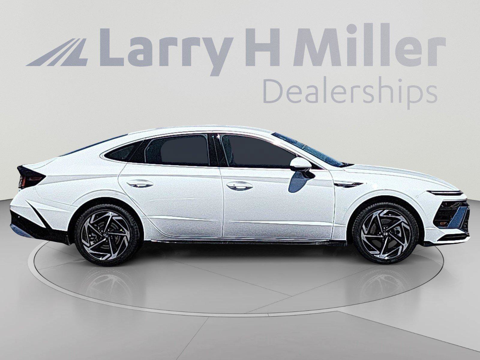New 2026 Hyundai Sonata SEL FWD image 15