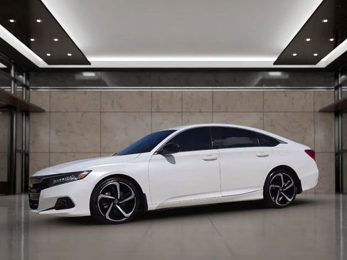 Used 2022 Honda Accord Sport image 11