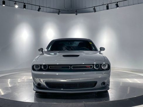 Used 2023 Dodge Challenger R/T image 3