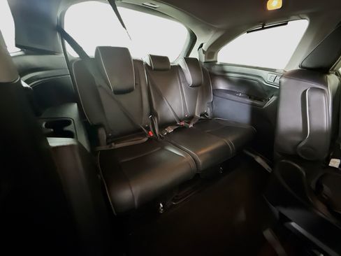 Used 2023 Honda Odyssey Elite image 42