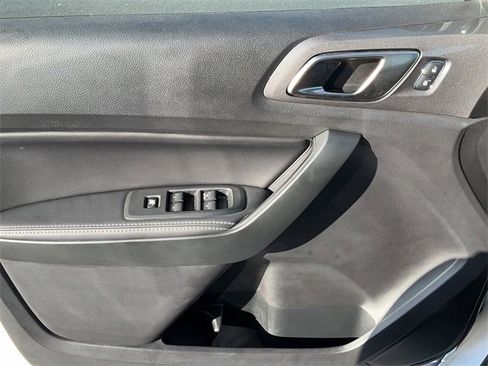 Used 2019 Ford Ranger Lariat w/ Equipment Group 501A Mid image 11