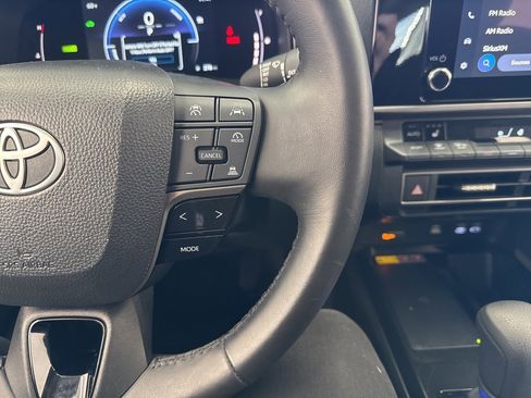 Certified 2025 Toyota Camry LE w/ Convenience Package image 19