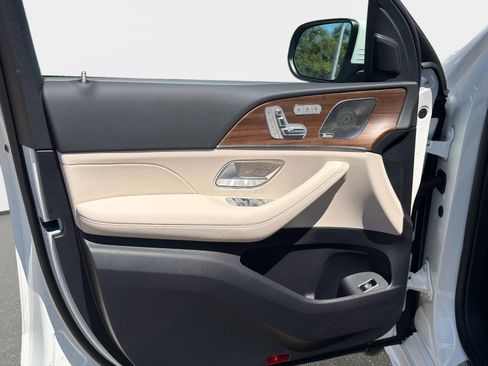 New 2026 Mercedes-Benz GLE 350 4MATIC image 18