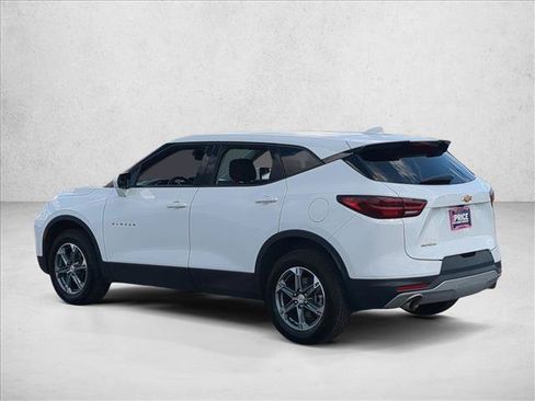 Used 2023 Chevrolet Blazer LT FWD image 8