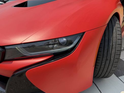 Used 2017 BMW i8 AWD/4WD image 17