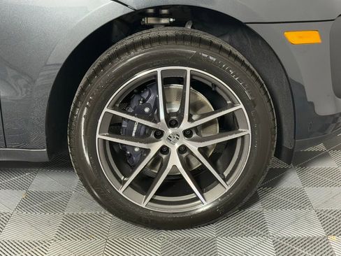 New 2026 Porsche Macan image 14