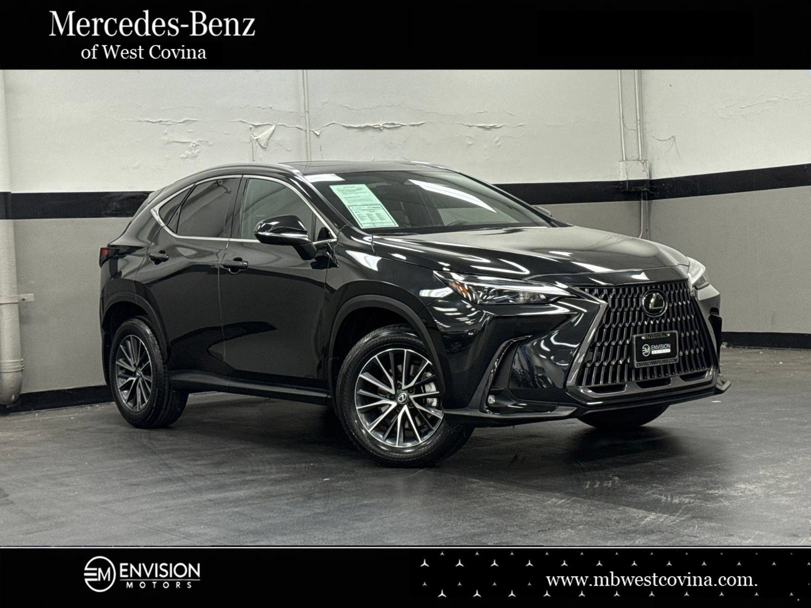 Used 2025 Lexus NX 250 FWD image 1