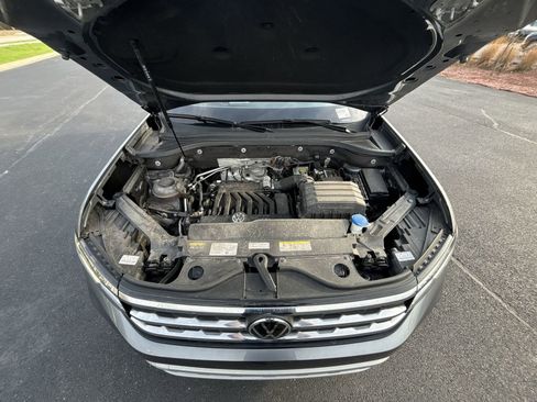 Used 2023 Volkswagen Atlas Cross Sport SE w/ Black Wheel Package image 25