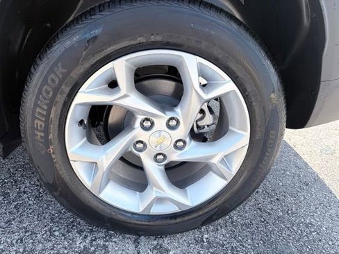 New 2026 Chevrolet Trax LS w/ LS Convenience Package FWD image 21