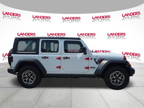 Used 2025 Jeep Wrangler Unlimited Sport AWD/4WD image 2