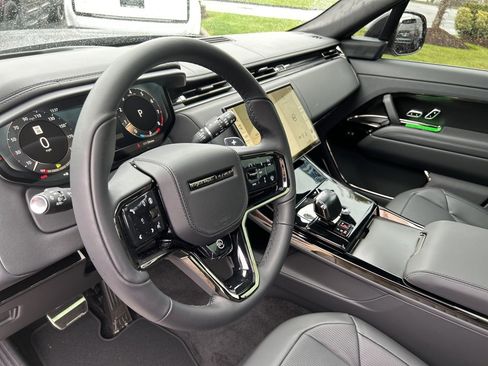 New 2025 Land Rover Range Rover Sport SV Edition Two image 12