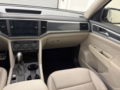 Used 2021 Volkswagen Atlas SE FWD image 27
