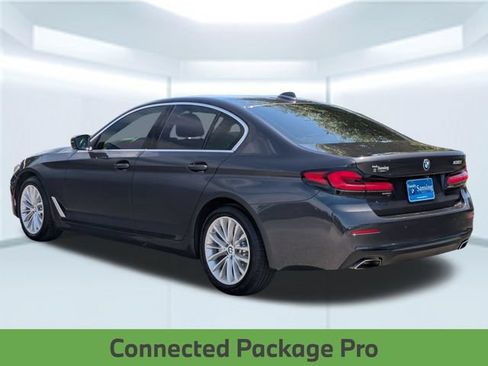 Used 2023 BMW 530i w/ Premium Package RWD image 3