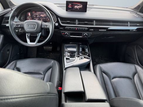 Used 2019 Audi Q7 3.0T Prestige image 11