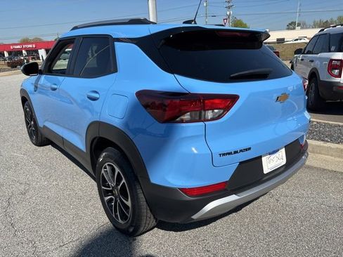 Used 2024 Chevrolet TrailBlazer LT image 6