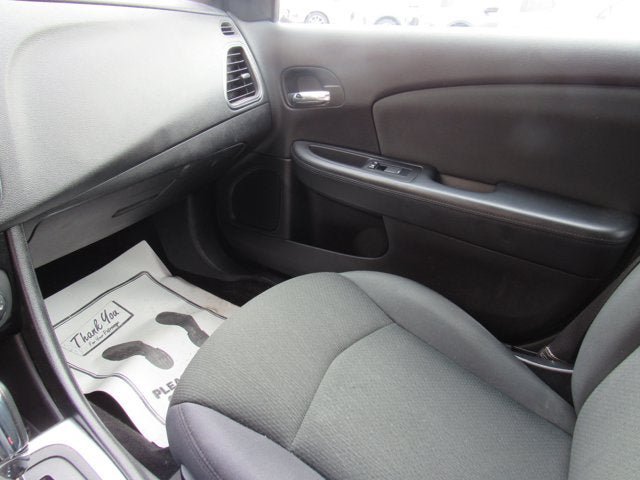 Used 2012 Chrysler 200 Touring w/ Cold Weather Group FWD image 19
