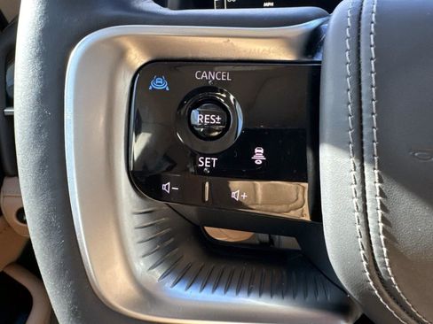 Certified 2025 INFINITI QX80 Sensory image 23