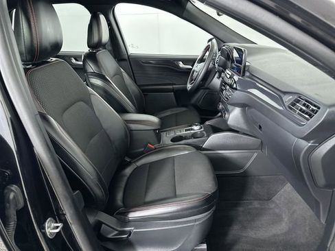 Used 2025 Ford Escape ST-Line Select AWD/4WD image 28