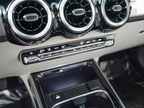 Certified 2026 Mercedes-Benz GLB 250 image 23