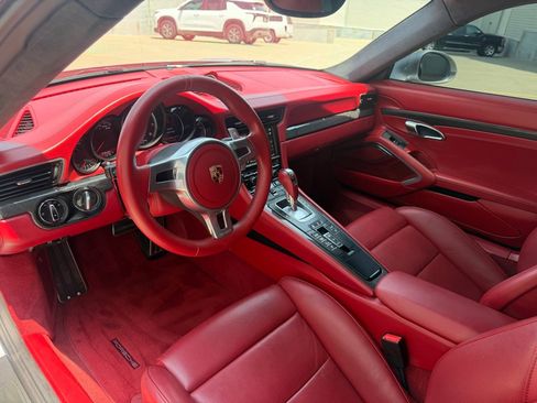 Used 2015 Porsche 911 Turbo S w/ High-end Infotainment Package AWD/4WD image 12