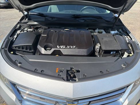 Used 2014 Chevrolet Impala LT FWD image 30
