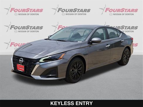 New 2025 Nissan Altima 2.5 SV w/ SV Special Edition Package image 9