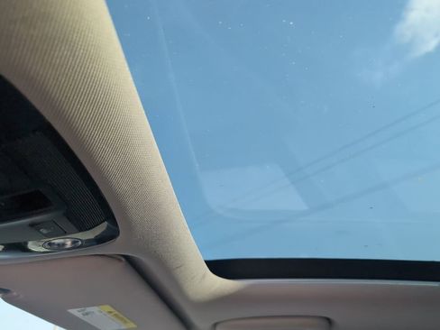 Used 2023 Kia Sorento S w/ Panoramic Sunroof Package FWD image 30