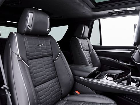Used 2026 Cadillac Escalade V AWD/4WD image 49