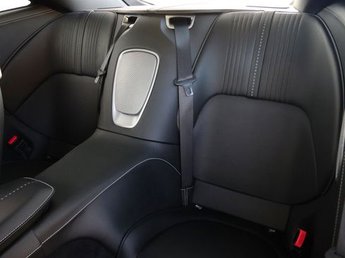 Used 2018 Aston Martin DB11 V12 image 22