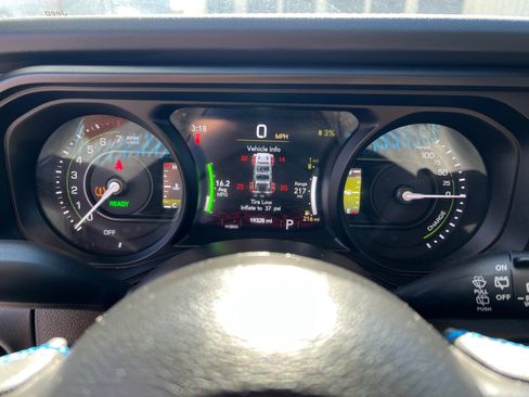 Used 2025 Jeep Wrangler Unlimited Rubicon 4xe w/ Convenience Group image 31