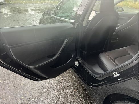 Used 2018 Tesla Model 3 Performance AWD/4WD image 12