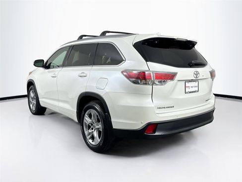 Used 2016 Toyota Highlander Limited image 8