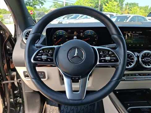 Used 2023 Mercedes-Benz GLA 250 4MATIC image 21