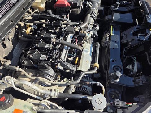 Used 2021 Nissan Kicks SR image 22