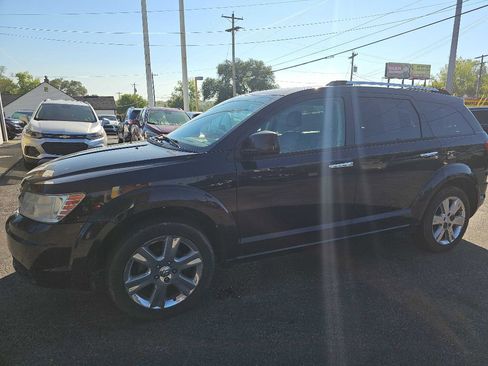 Used 2010 Dodge Journey R/T w/ Flexible Seating Group image 7