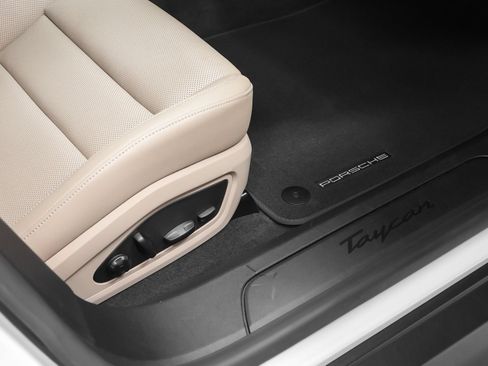 Certified 2023 Porsche Taycan RWD image 20