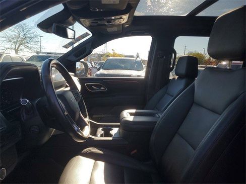 Certified 2023 Chevrolet Suburban Z71 w/ Luxury Package image 18