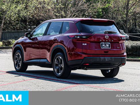 Used 2025 Nissan Rogue SV image 9