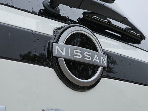 New 2025 Nissan Pathfinder S image 22