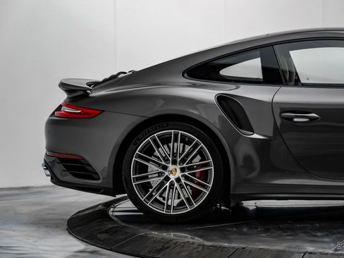 Used 2017 Porsche 911 Turbo image 17