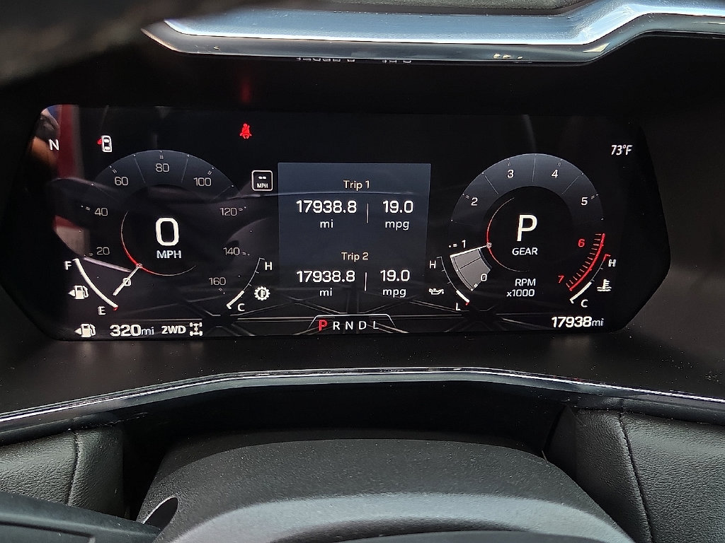 Used 2024 GMC Canyon Elevation w/ Elevation Premium Package AWD/4WD image 17