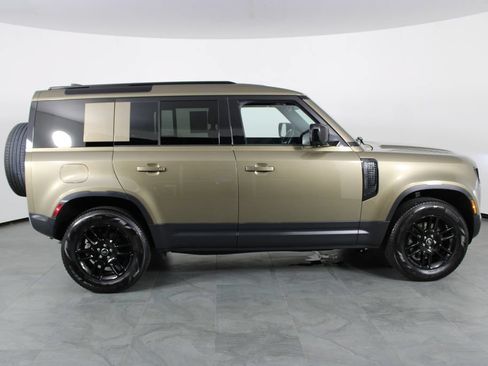 Used 2025 Land Rover Defender 110 S AWD/4WD image 11