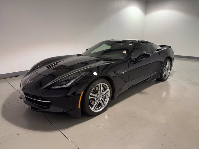 Used 2016 Chevrolet Corvette Stingray Coupe w/ 3LT Preferred Equipment Group RWD image 3
