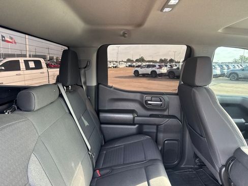 Used 2025 Chevrolet Silverado 1500 Custom w/ LPO, Dark Essentials Package RWD image 31